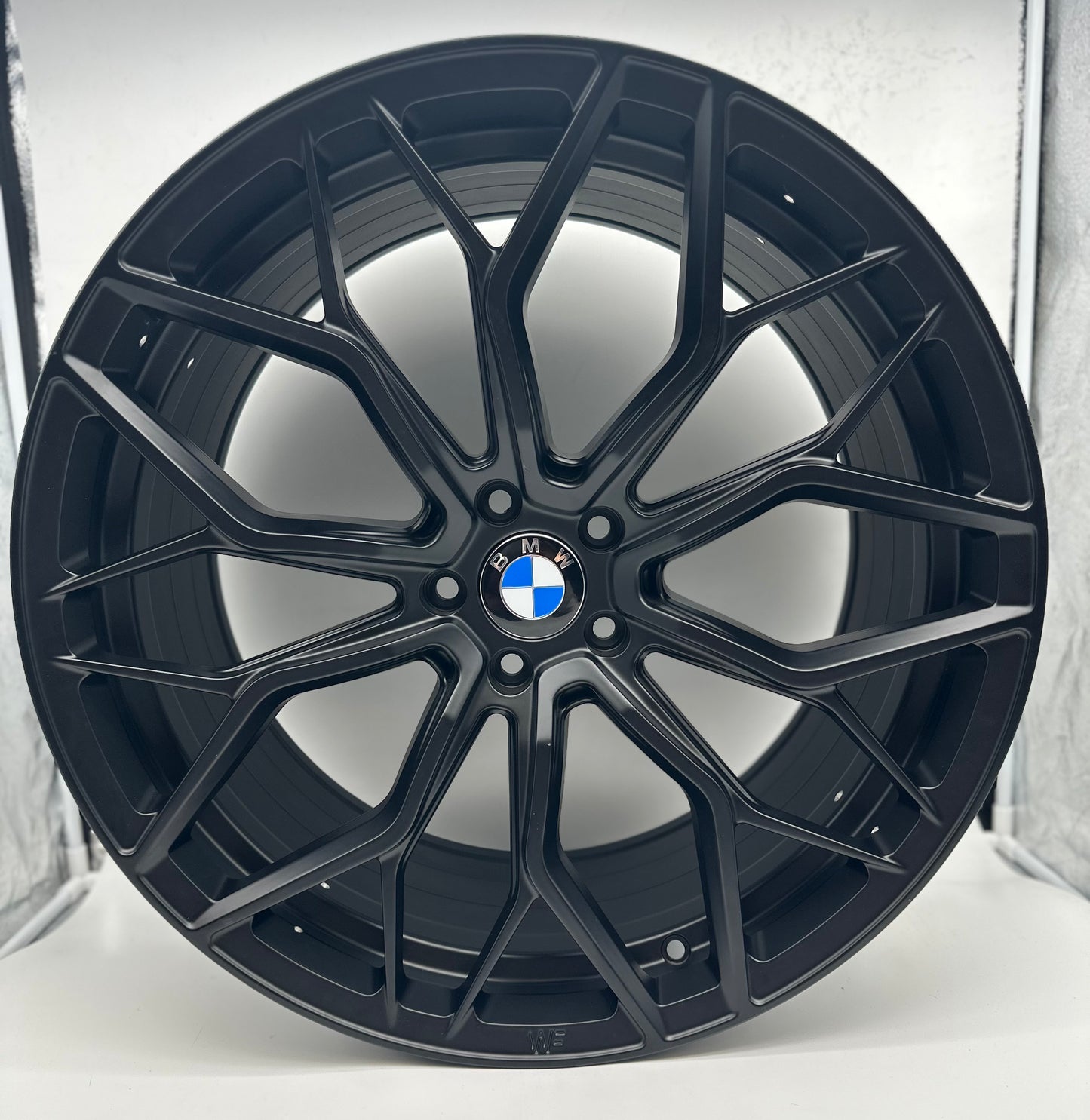 Felgentisch BMW M5 Style 21"