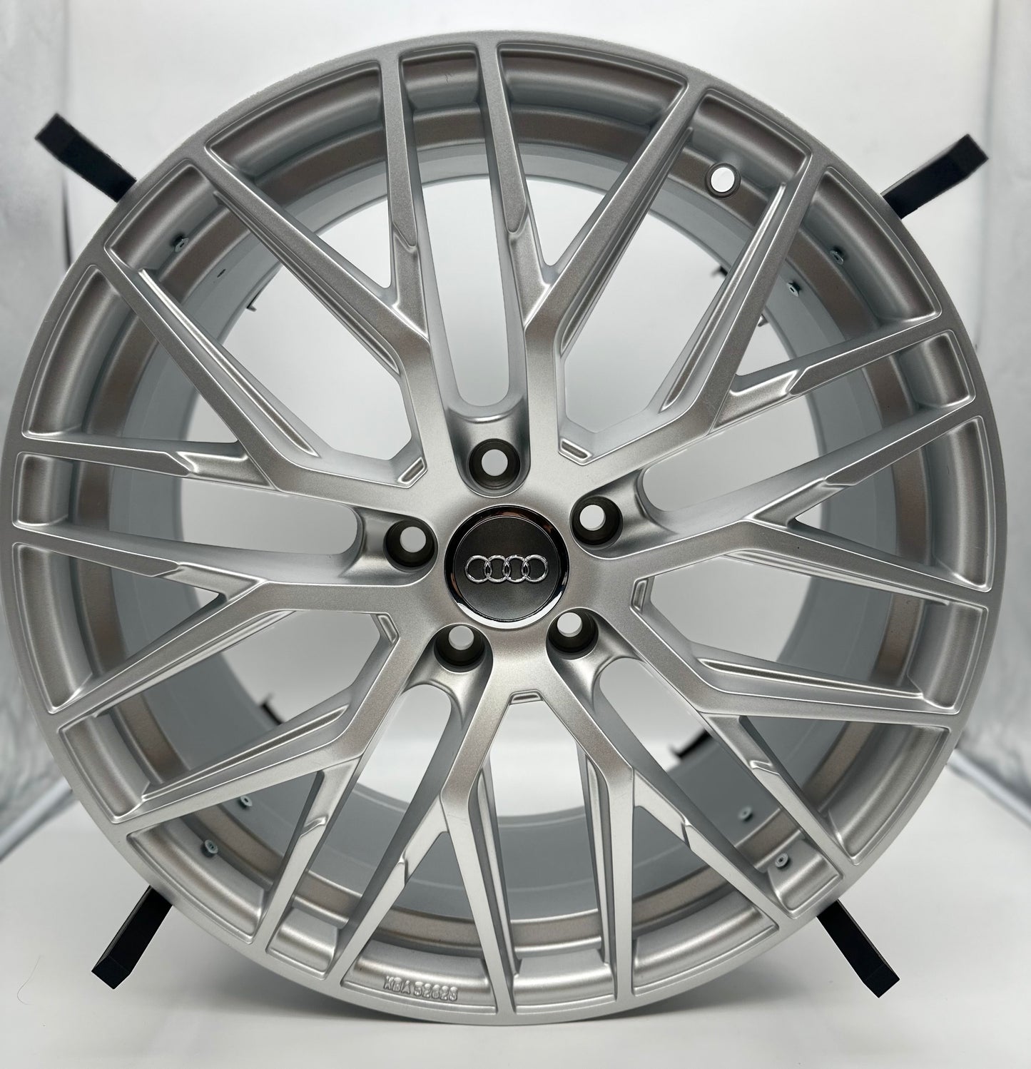 Felgentisch Audi Light Grey Style 19"