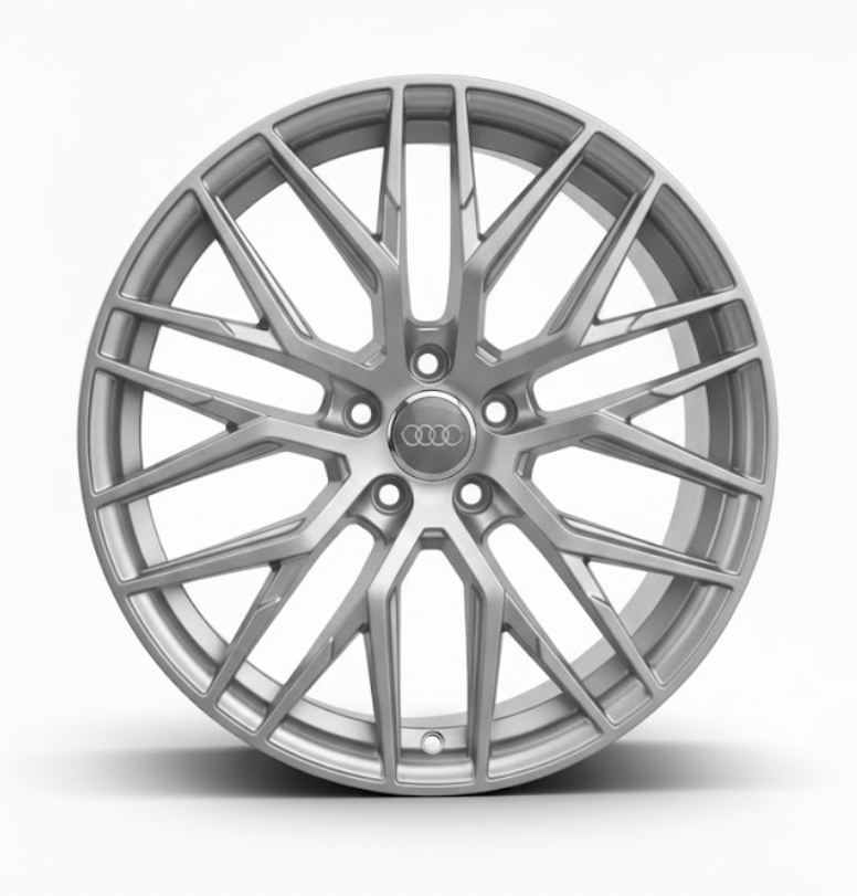 Hochwertige silberne Audi-Alufelge mit filigranem Mehrspeichen-Design, Frontalansicht