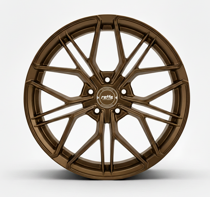 Bronzefarbene Raffa-Alufelge mit speziellem Mehrspeichen-Design, frontal fotografiert