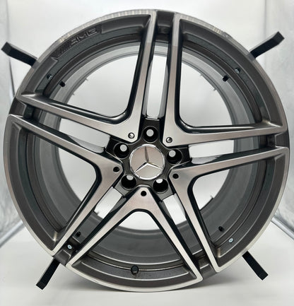 Felgentisch Mercedes C63 Style 19"