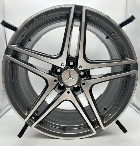 Felgentisch Mercedes C63 Style 19"